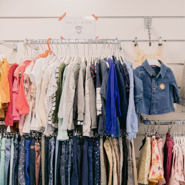 Vêtements bébé et enfants